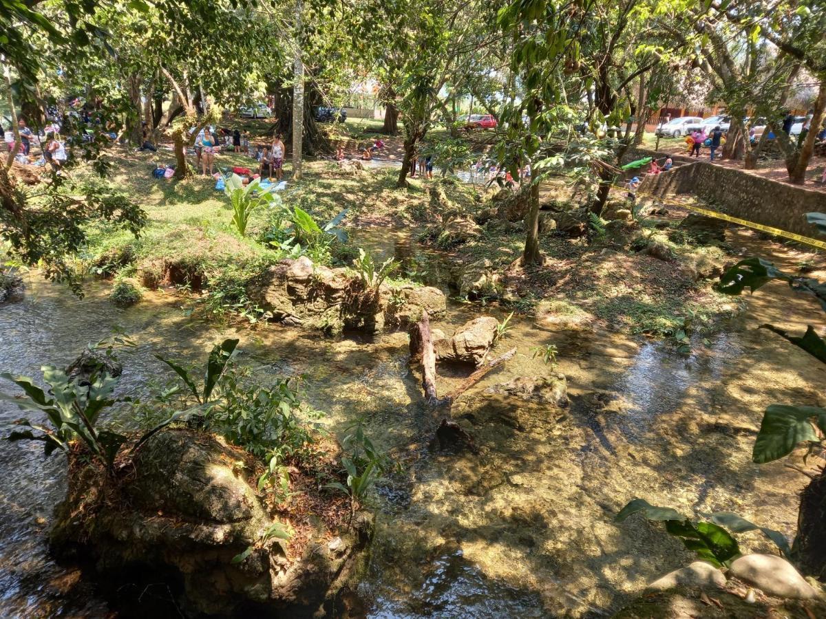 Hniu Li Valle Nacional Luaran gambar